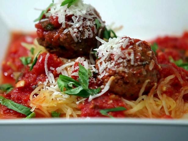spaghetti squash and meatballs