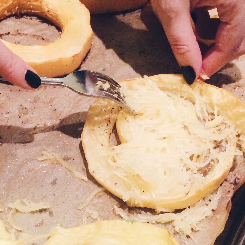 spaghetti squash and meatballs