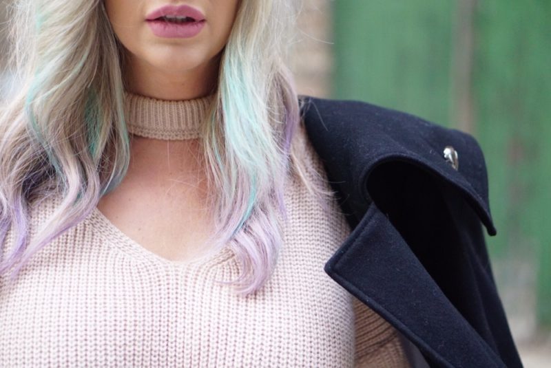 choker sweater
